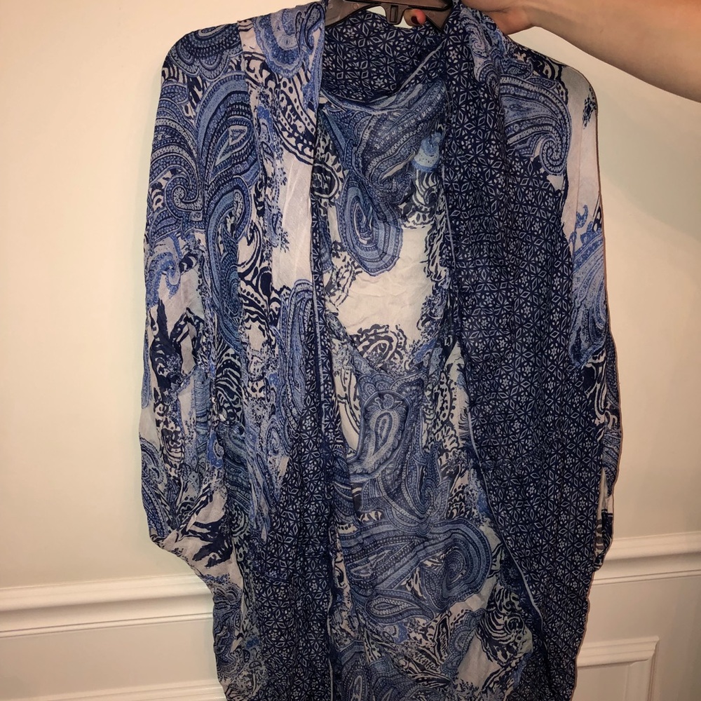 Chico’s Blue Patterned Shawl
